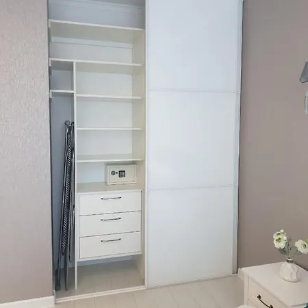 Апартаменты Comfortable Near The Sea .