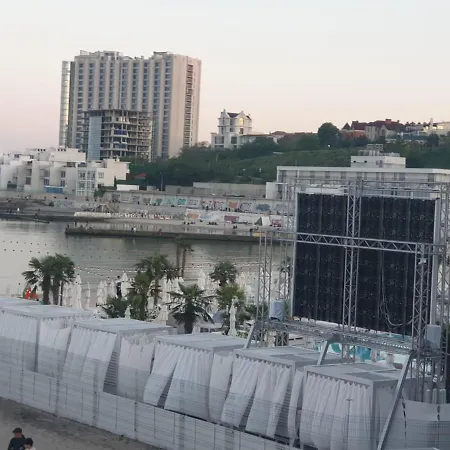 Comfortable Near The Sea . *