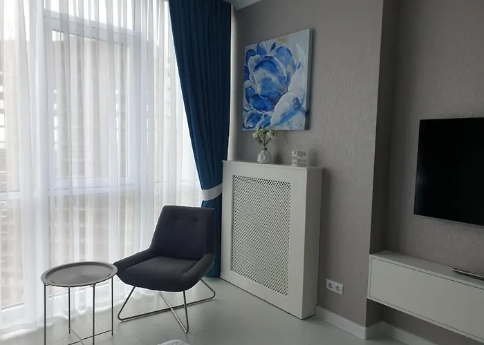 Apartment Comfortable Near The Sea . *