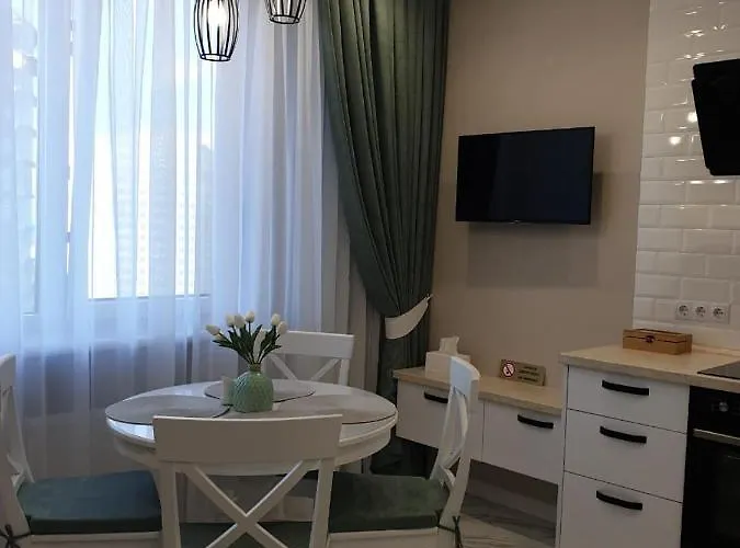 Apartment Comfortable Near The Sea . *