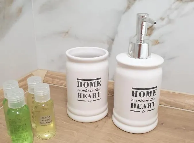 Comfortable Near The Sea . *